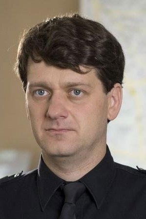 Sven Fricke backdrop