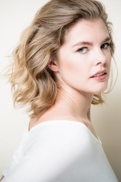 Sarah Jurgens backdrop