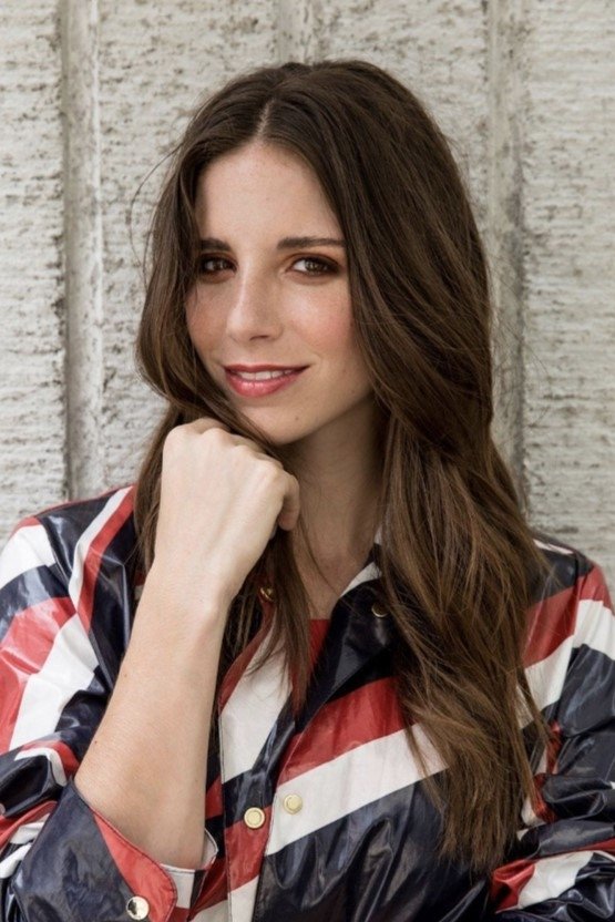 Macarena Miguel backdrop