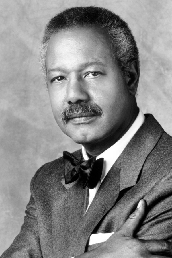 Džejson Bernard backdrop