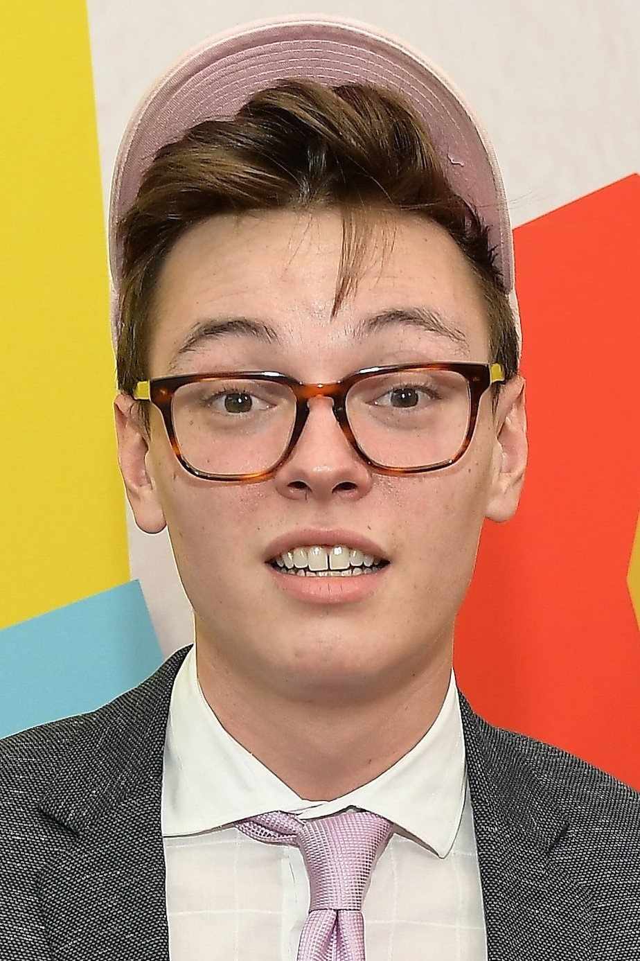 Steven Suptic backdrop
