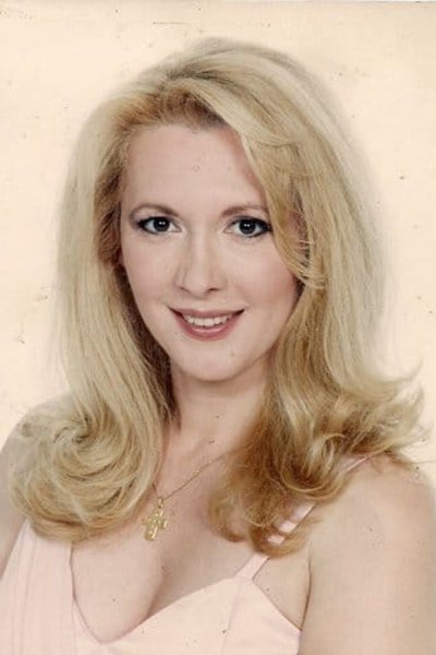 Vicky Kapetani backdrop