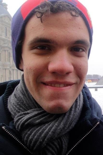 Gustavo Pereira backdrop