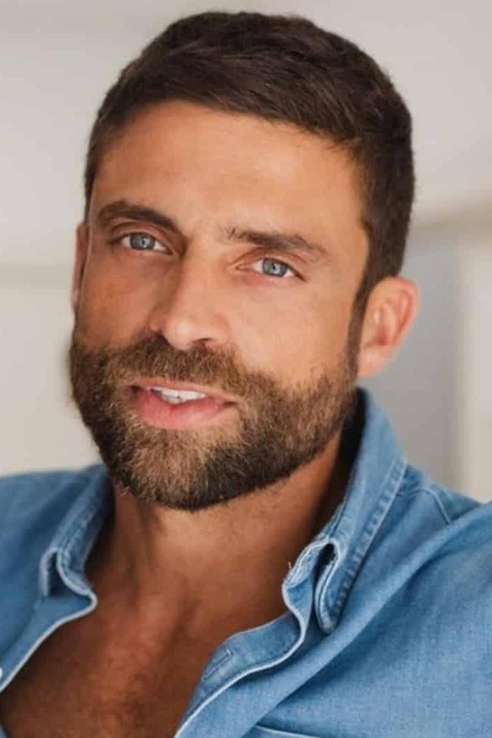 Diogo Amaral backdrop