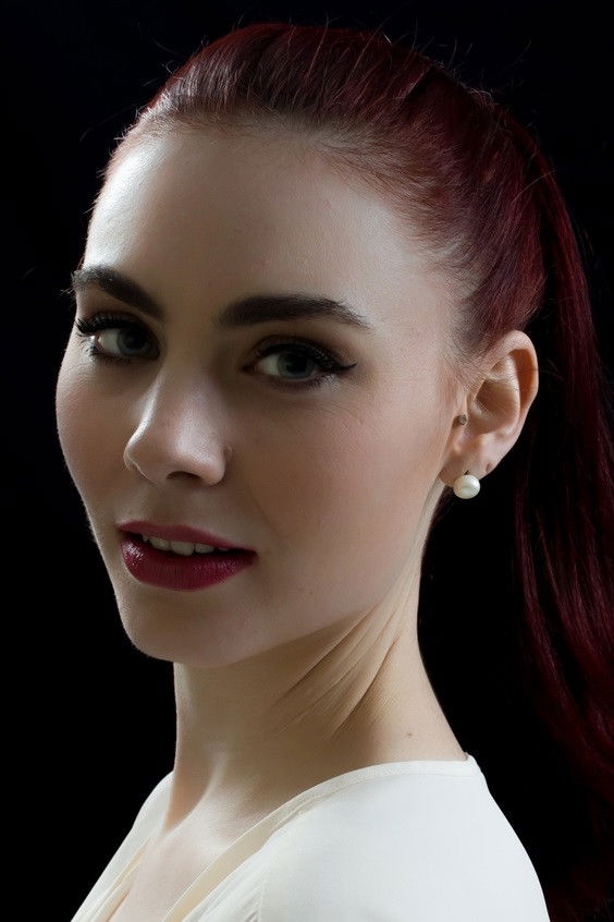 Martine Johansen backdrop