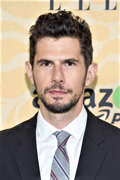 Daniel Eric Gold backdrop