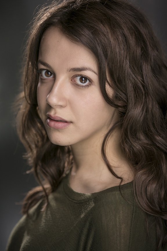 Anna Berentzen backdrop