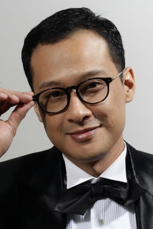 Uli Herdinansyah backdrop