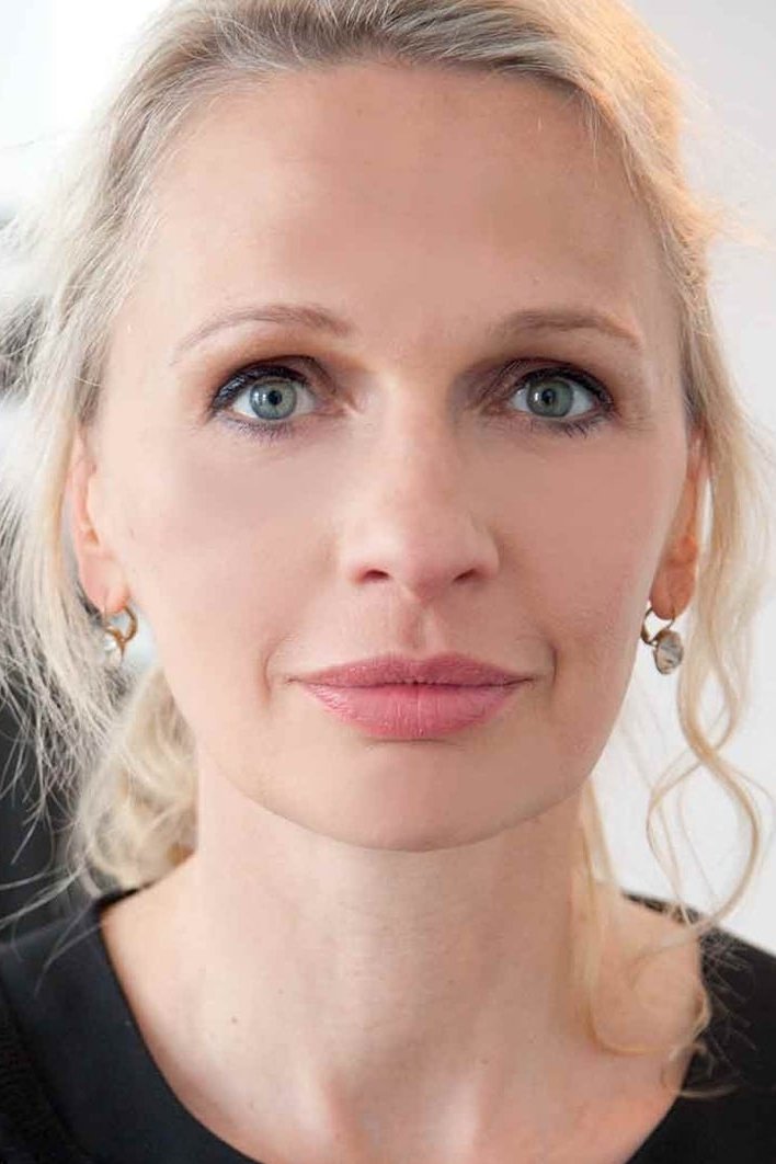 Iris Radunz backdrop