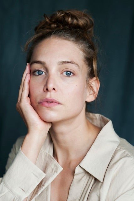 Sina Martens backdrop