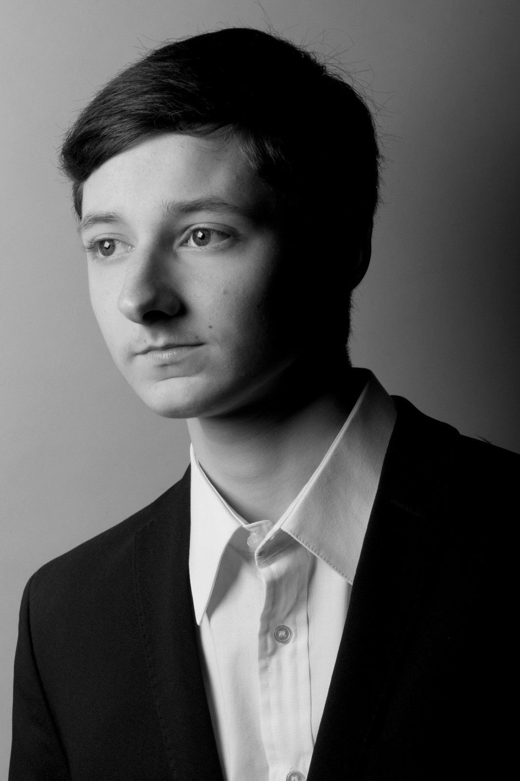 Dominic Buxton backdrop