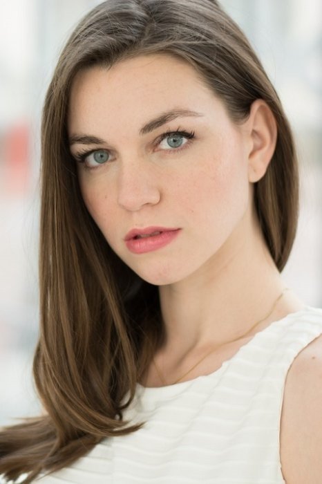 Natalia Bobrich backdrop