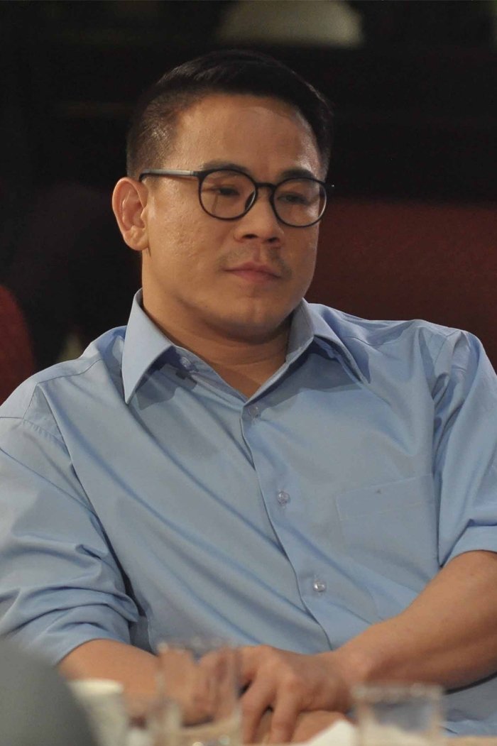 Peter Taslim backdrop