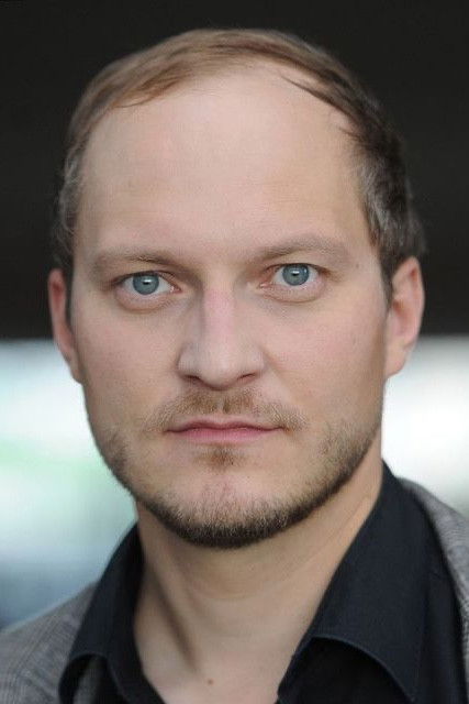 Oliver Brod backdrop