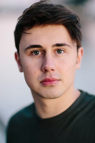 Yannic Eilers backdrop