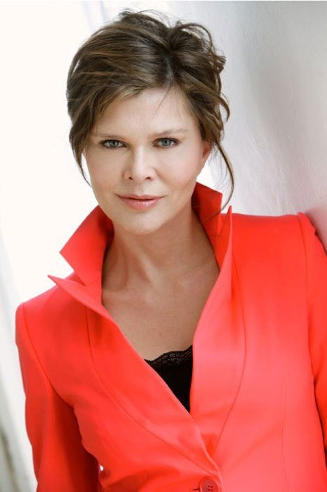 Charlotte Schioler backdrop