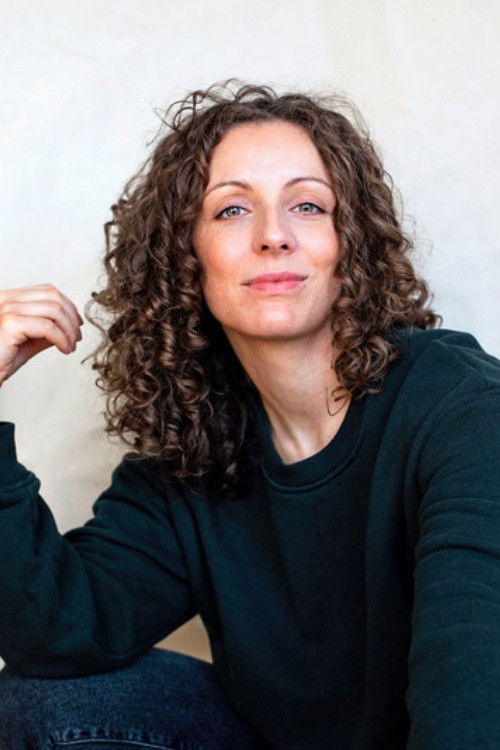 Annika Pinske backdrop