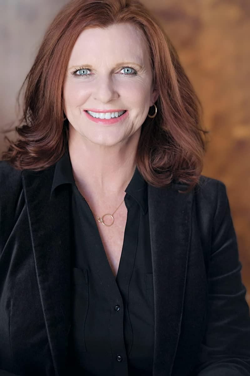 Stacy Casaluci backdrop