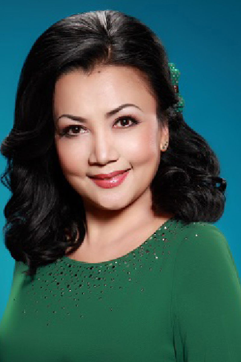 Danagul Temirsultanova backdrop