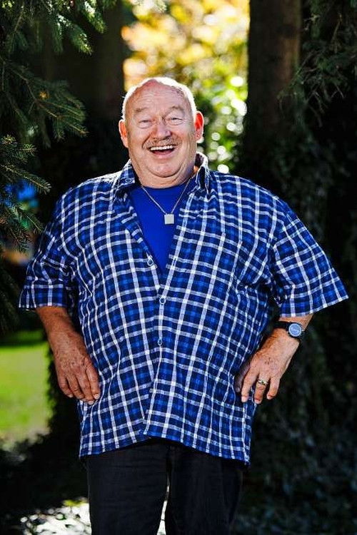 Nicolai Mylanek backdrop