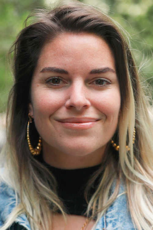 Sophie Tapie backdrop