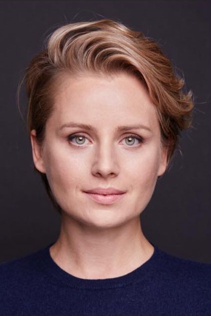 Paulina Chruściel backdrop