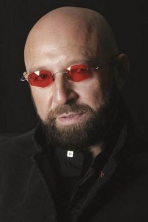 Yakov Yavno backdrop