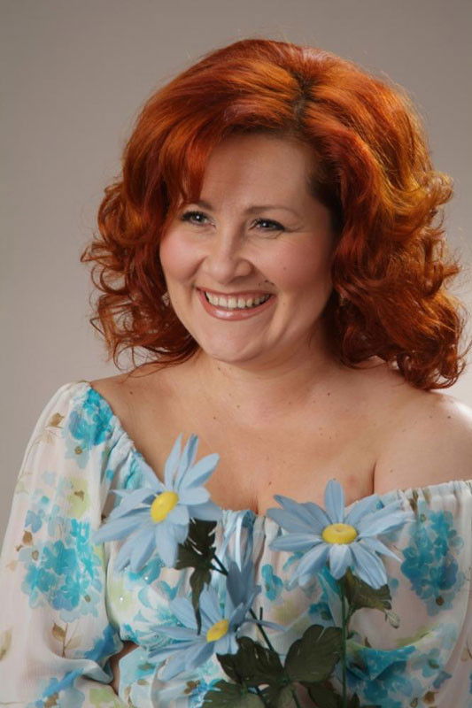 Aleksandra Bolshakova backdrop