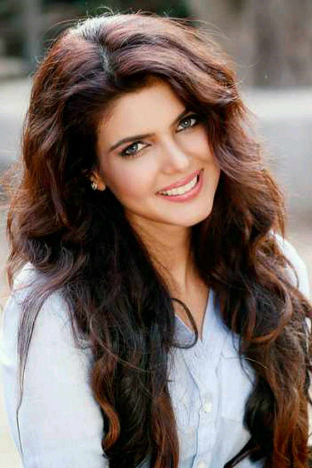 Ihana Dhillon backdrop