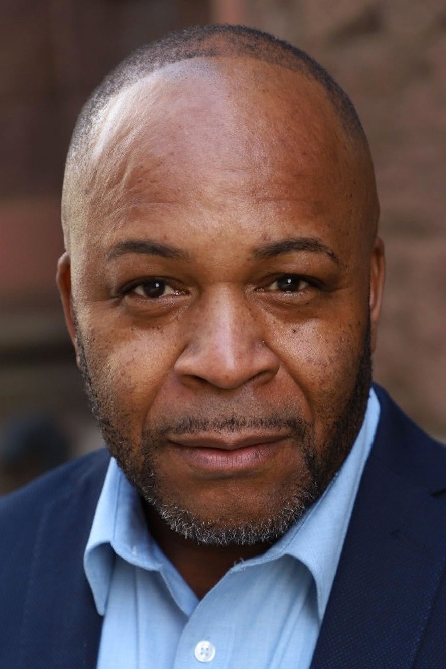 Michael Everett Johnson backdrop