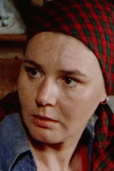 Elizabeth Huddle backdrop