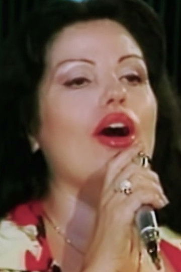 Liliana Kondakçi backdrop