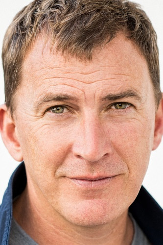 Axel Röhrle backdrop