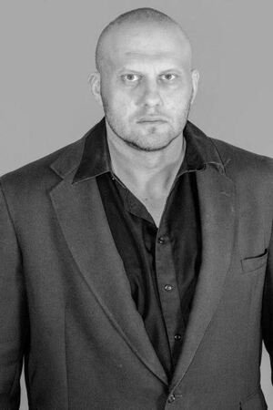 Radu Spinghel backdrop