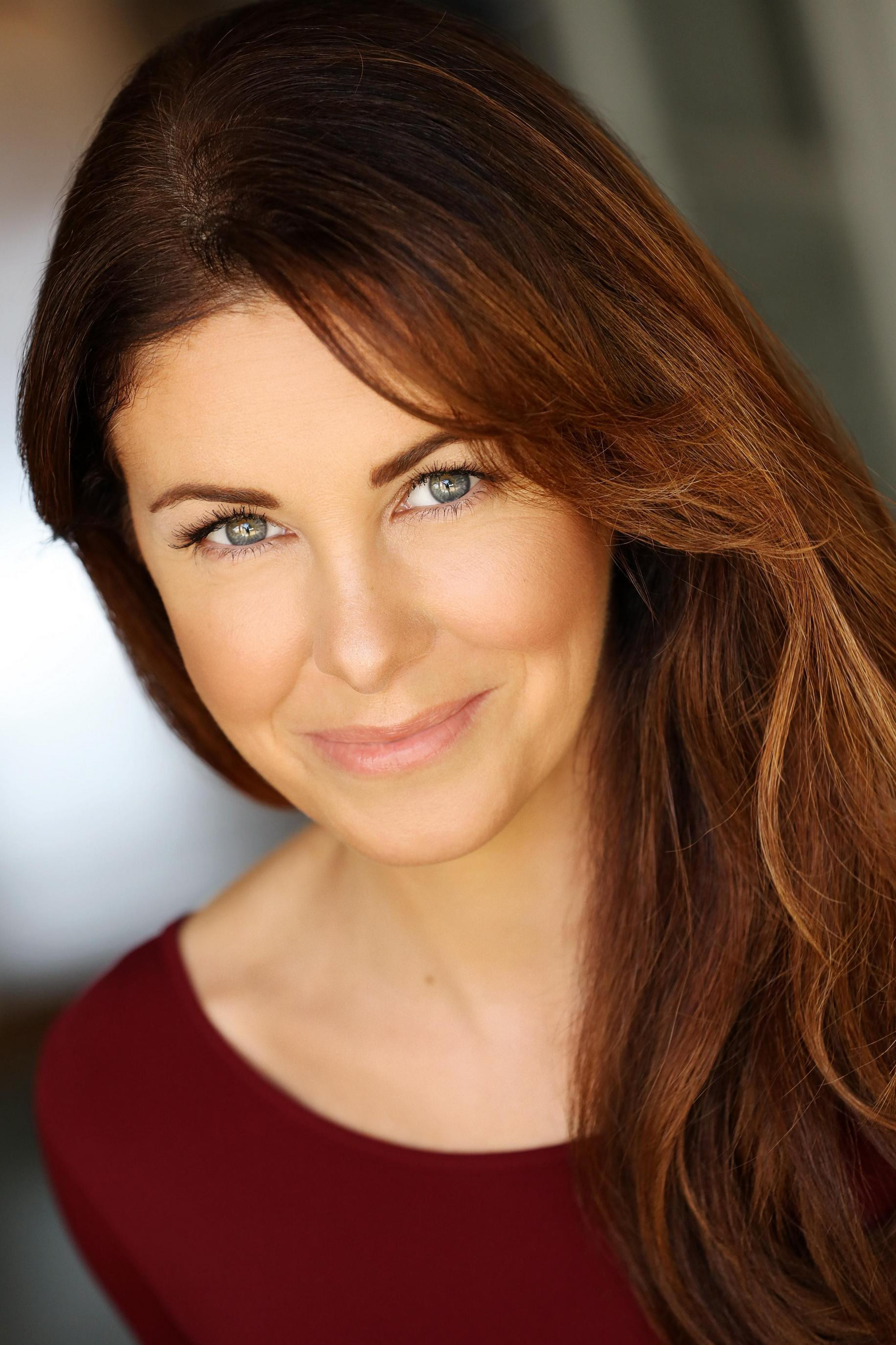 Diana Shneider backdrop