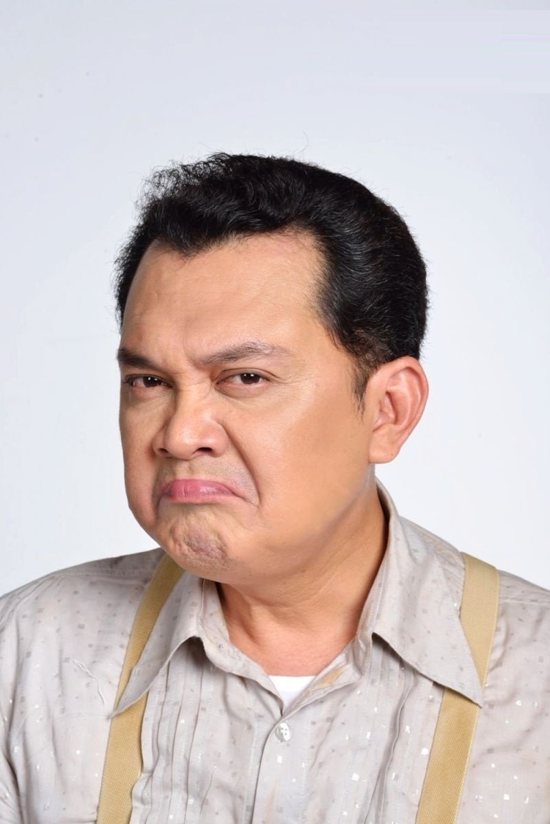 Hữu Châu backdrop