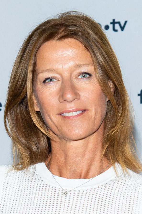 Carole Gaessler backdrop