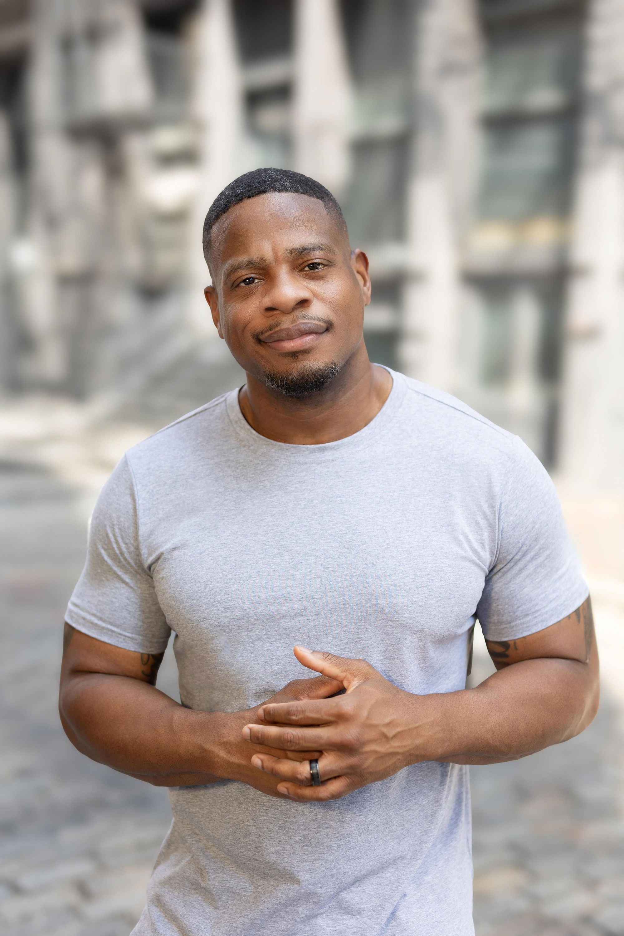 Leon Morgan backdrop