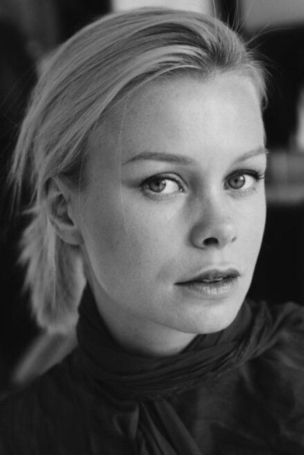 Evgeniya Osipova backdrop