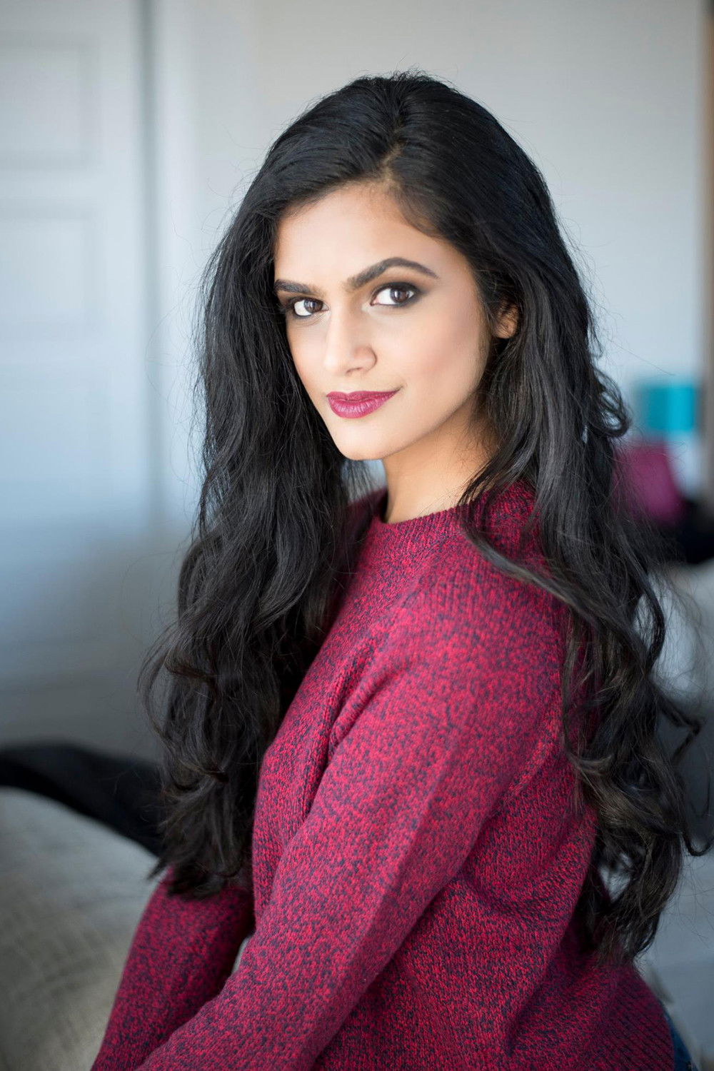 Shivali Barot backdrop