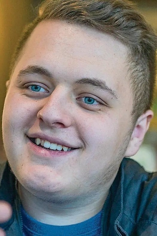 Bendrit Bajra backdrop