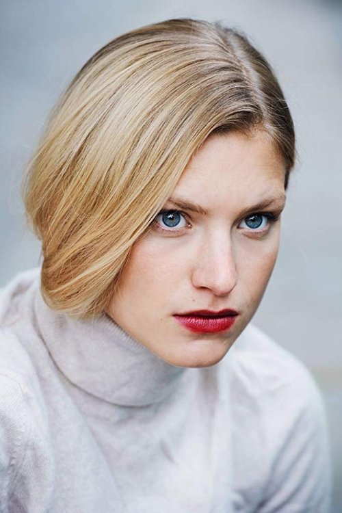 Anna Platen backdrop