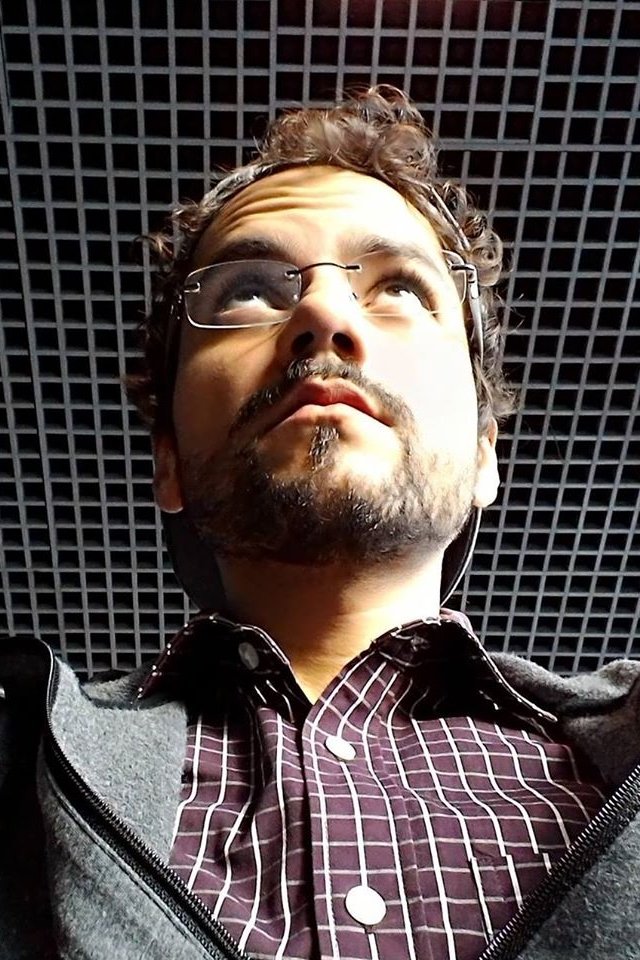 Roney Freitas backdrop