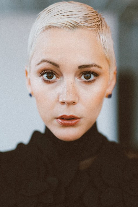 Vanessa Pilon backdrop