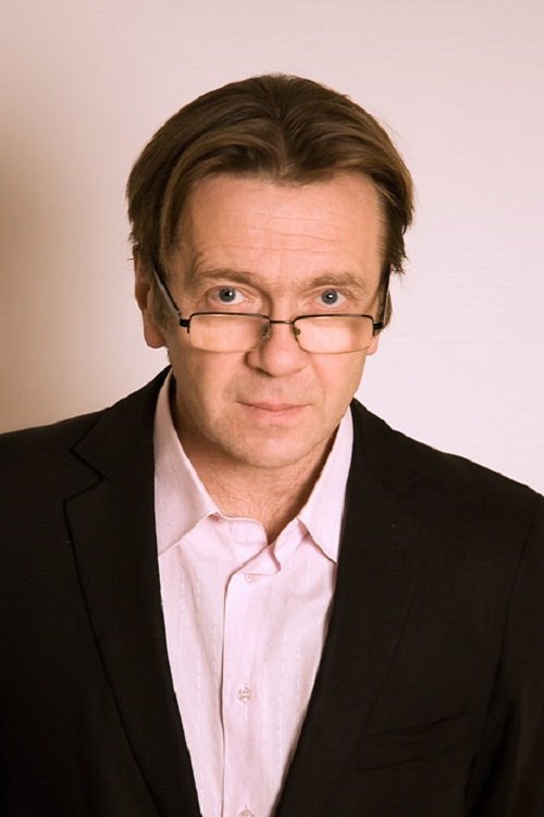 Valeriy Degtyar backdrop