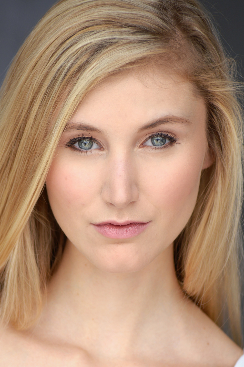 Jessica Louise Long backdrop