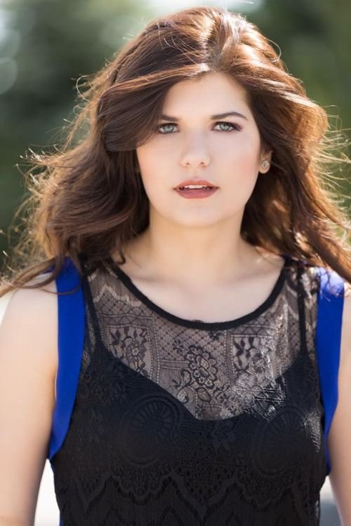 Lexi Anastasia backdrop