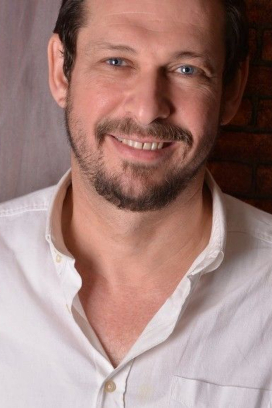 Ayman El-Shewy backdrop