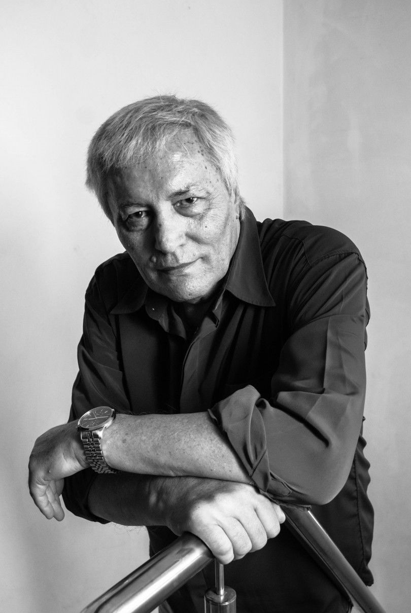 Stelian Stancu backdrop