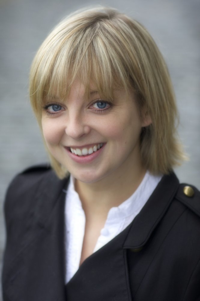 Elaine Murphy backdrop